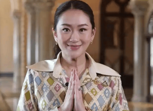 智利杯_6000多人抗议智利杯,泰国王室出手了,不听劝的洪森要有麻烦了