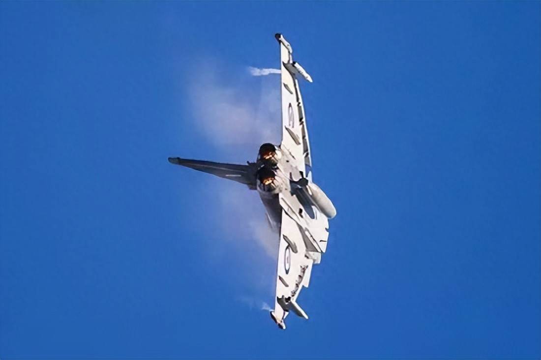 意大利足球联赛_3名阵风飞行员当场阵亡意大利足球联赛，超250人战死，终于明白印度为何拒绝公布伤亡人数