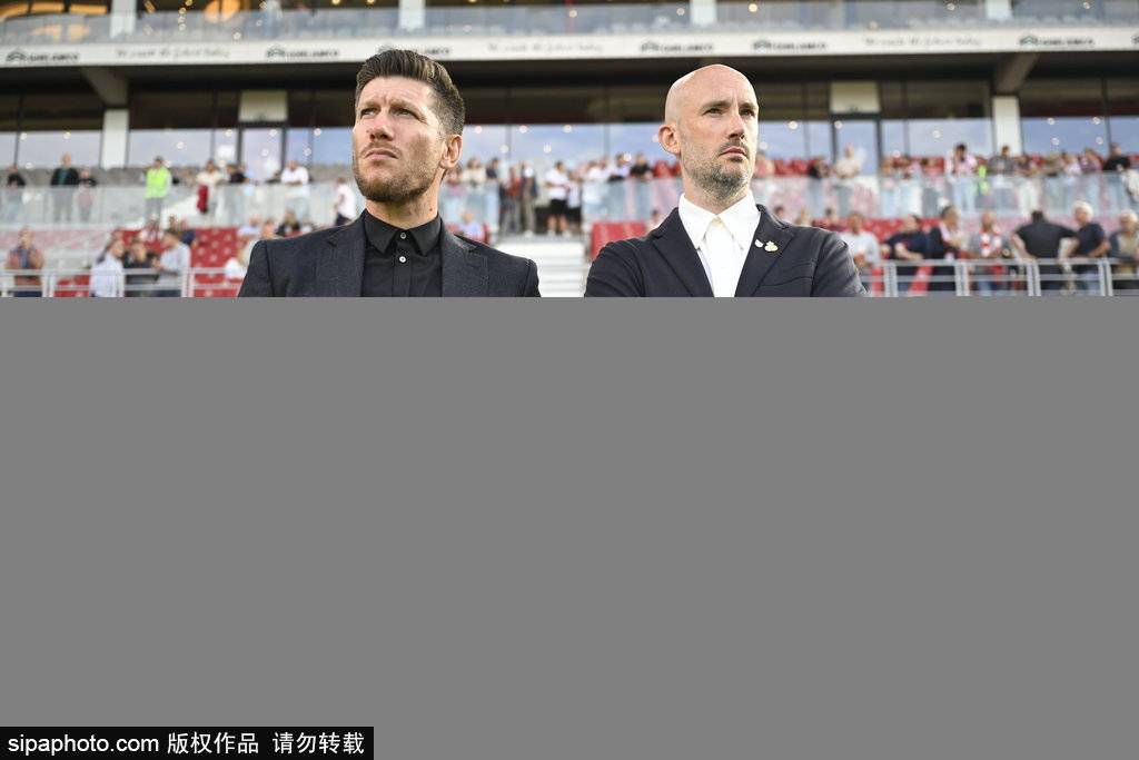 中国超级联赛
_重聚️弗格森与德赫亚共进晚餐中国超级联赛
,两人满脸笑容拥抱热聊!