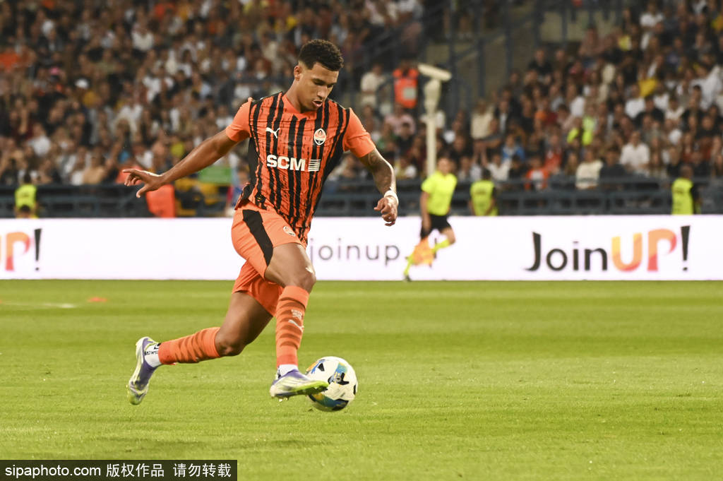 普鲁士明斯特vs帕德博恩_克雷桑复出能否打破进球荒普鲁士明斯特vs帕德博恩?泰山VS长春首发出炉解析