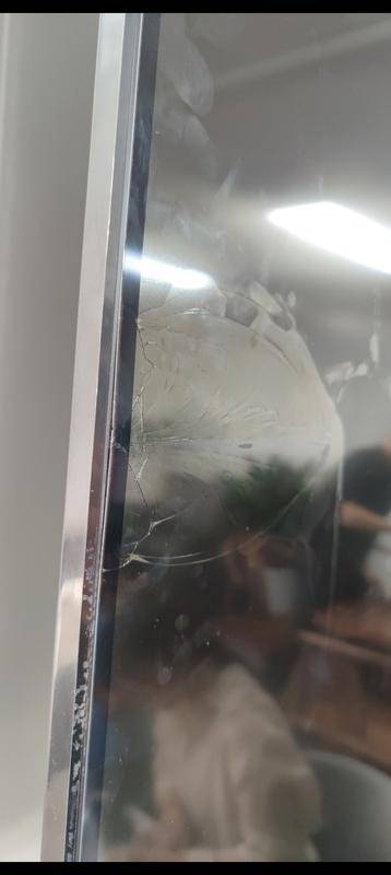 皇冠信用網代理_货拉拉司机离开后客户才发现电视屏幕有裂纹 遇到这种情况该咋处理皇冠信用網代理?