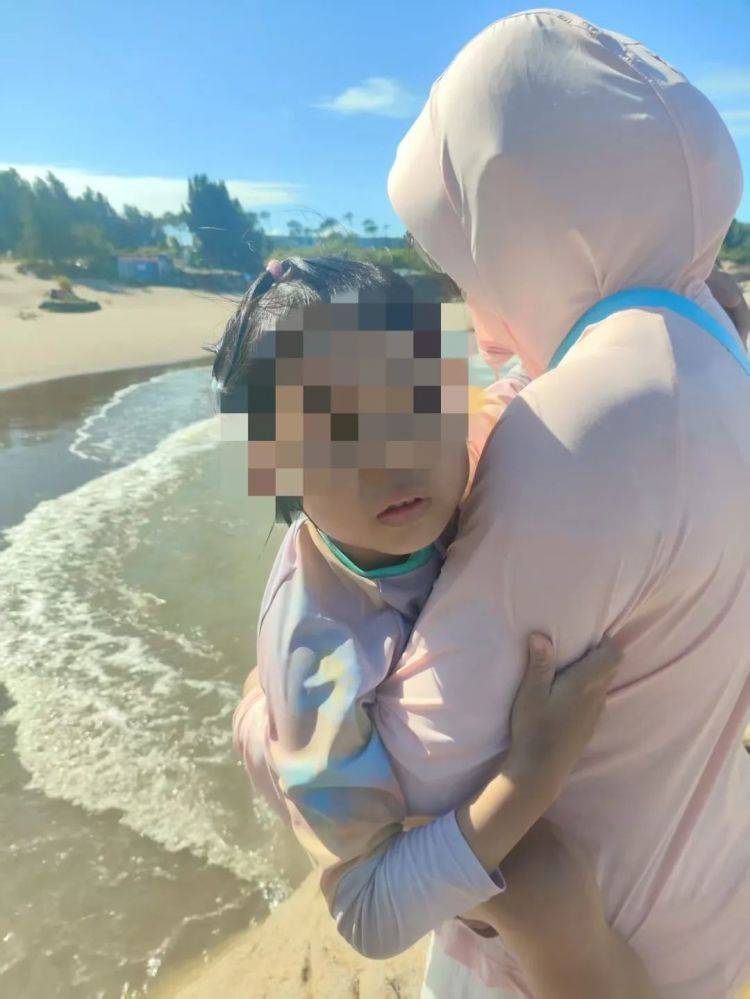 皇冠登1登2登3代理
_5岁女孩落海皇冠登1登2登3代理
,55岁的他跳了下去!