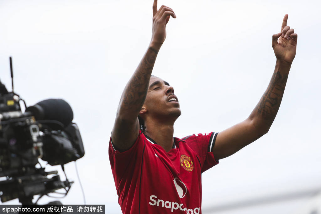 苏黎世vs图恩_英超-B费失点约罗造乌龙 曼联1-1富勒姆暂列积分榜第16