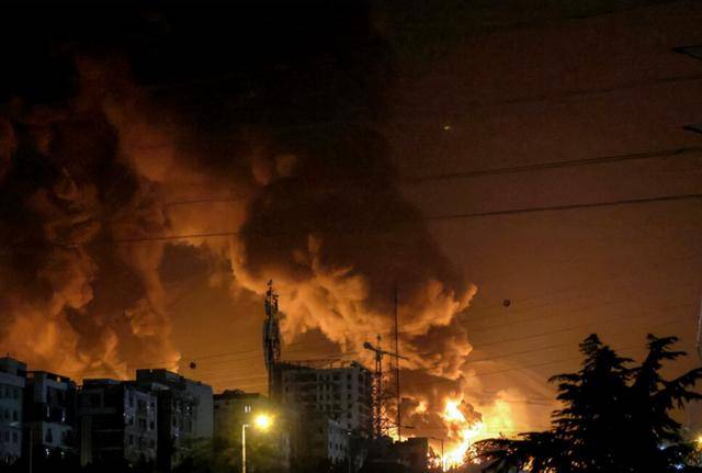 沙勒罗瓦vs邓打_伊朗高层控诉俄罗斯:背后捅刀不配当盟友沙勒罗瓦vs邓打!中国才是更可靠伙伴?