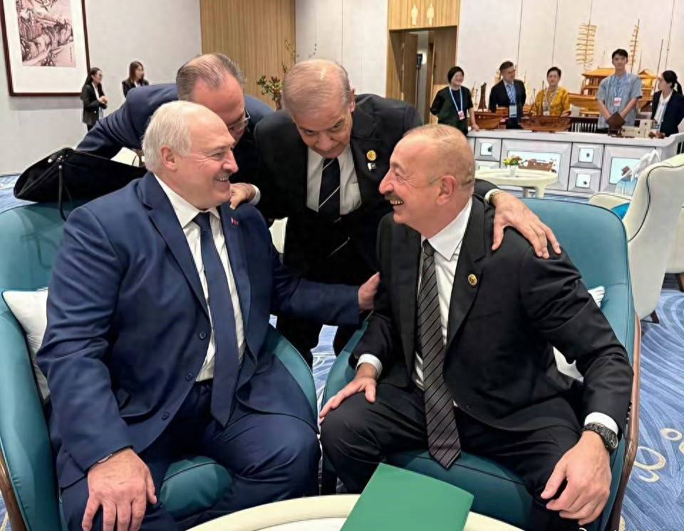 立陶宛vs德国_一举三得!来趟北京立陶宛vs德国,与中国结成战略伙伴,与巴基斯坦建交,与俄罗斯和解