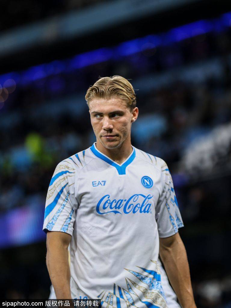 皇冠信用网如何申请_0:1!英超关键战皇冠信用网如何申请,哈兰德5场6球,曼城半场领先枪手,冲三连胜