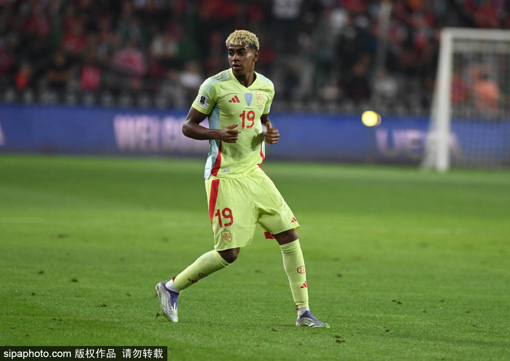 皇冠信用網会员注册网址_巴萨再遭重创皇冠信用網会员注册网址！拉明·亚马尔因伤缺席国家队比赛