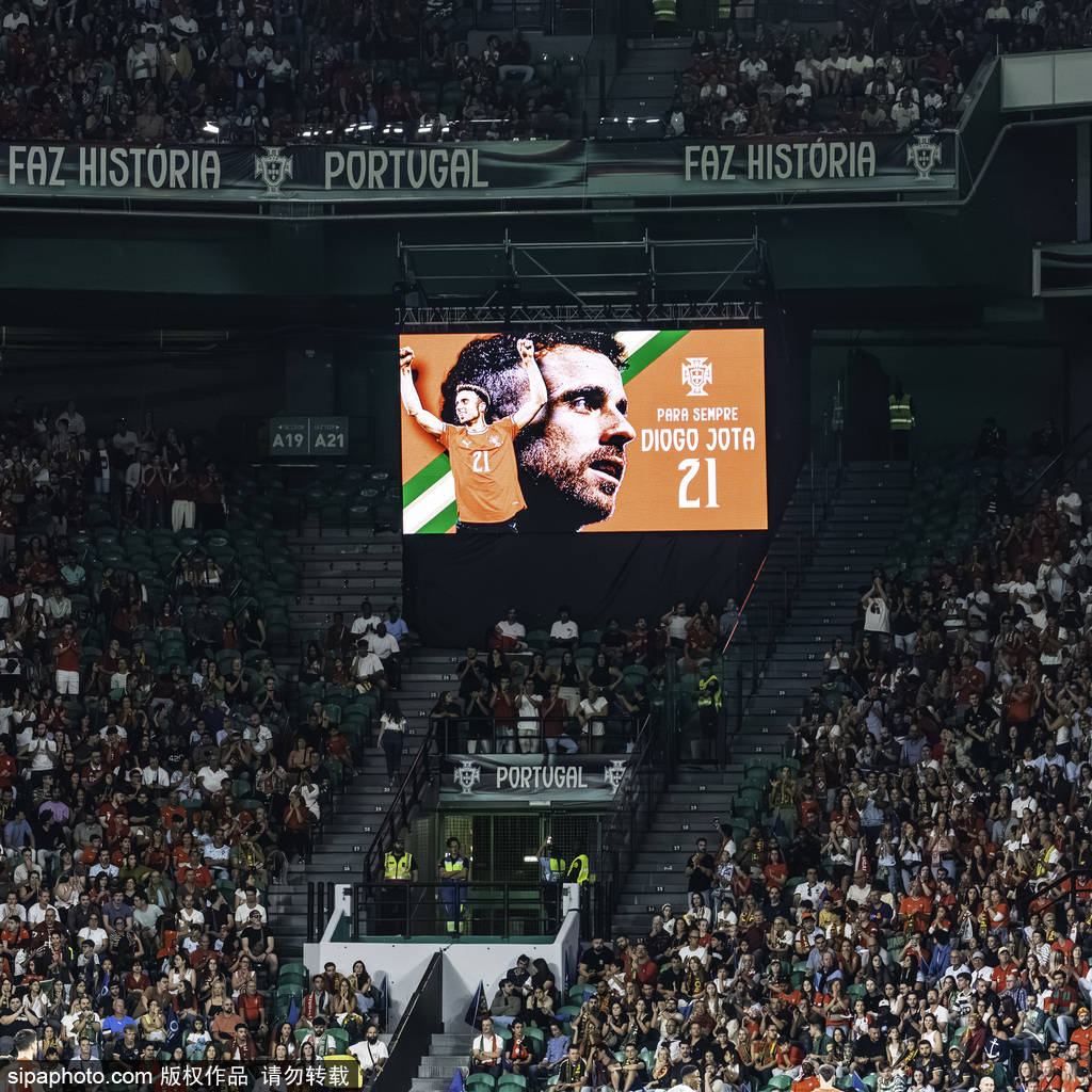 皇冠信用网怎么租
_世预赛-C罗中框+失点内维斯补时绝杀 葡萄牙1-0夺三连胜