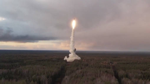 皇冠信用盘平台出租_周波：既然美国坚持把中美关系定义为战略竞争皇冠信用盘平台出租，那么中国会说：好吧