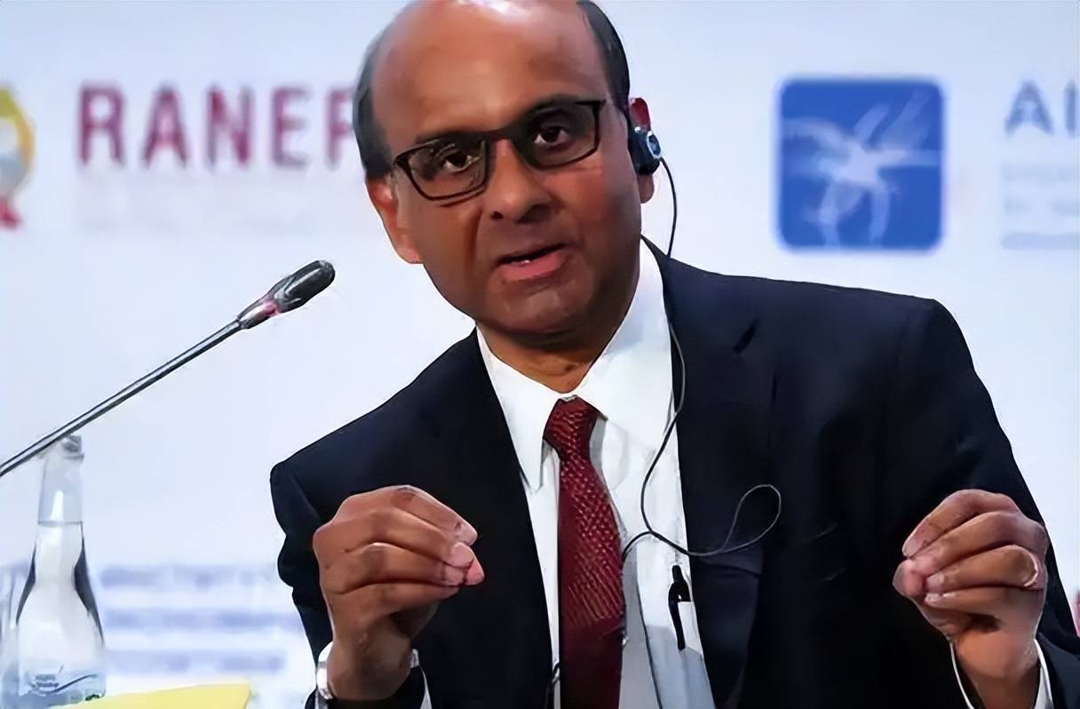 皇冠信用网代理
_特朗普下劝降令皇冠信用网代理
,不给稀土就放金融核弹?新加坡总统喊话中国放弃自给自足