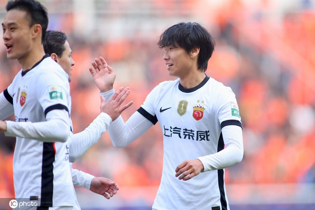 丹麦超级联赛_领头羊刹车丹麦超级联赛!中超-卡扎伊什维利双响刘洋建功 泰山3-1逆转海港