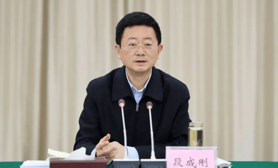 皇冠信用登2代理网址_中央批准皇冠信用登2代理网址，开除蒋超良、陆文俊、张建华党籍