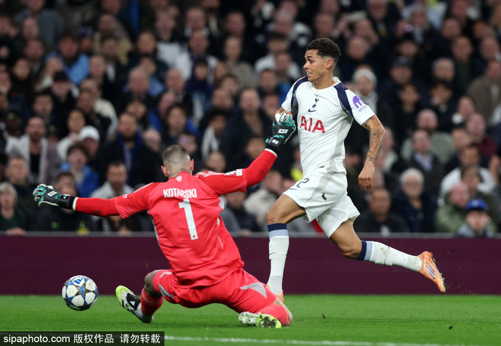 信用網如何申请
_神扑!罗梅罗近距离脚后跟攻门信用網如何申请
,拉门斯倒地扑救力保球门不失!