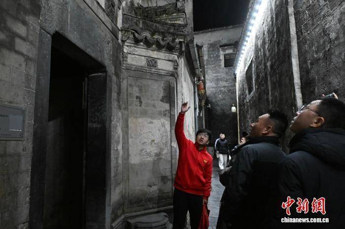 皇冠信用網登1,登2,登3出租_海外华媒安徽解锁古村新韵：世界文化遗产遇见光影科技