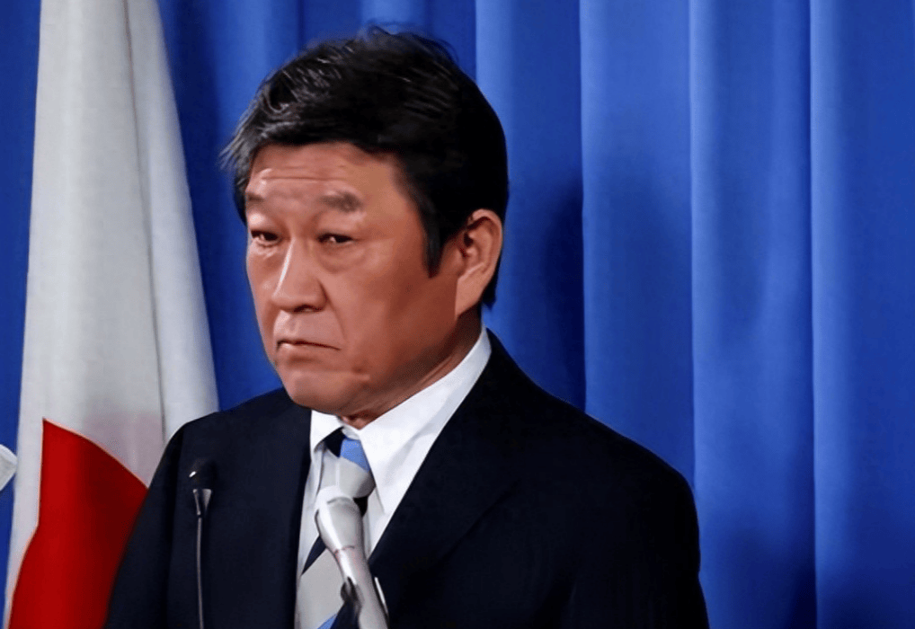 怎么开皇冠信用_面对中国记者步步紧逼怎么开皇冠信用，日本外相现场失语，恨不得同高市早苗当场割席！