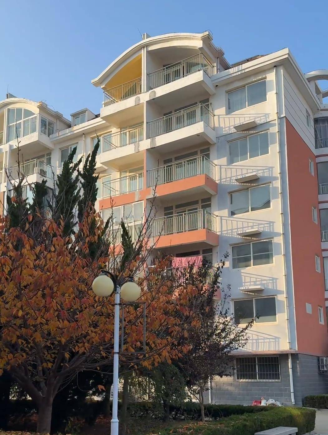 皇冠信用網会员申请
_女子称丈夫花8万元网购70平海景房皇冠信用網会员申请
,当地仍有多套起拍价1万的房型在售,中介:在乳山几万元能买房很正常