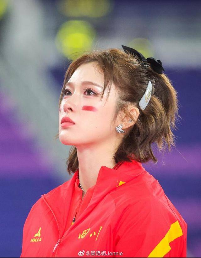 皇冠信用庄家_吴艳妮发文：亚锦赛的铜牌和全运会的银牌都有不甘的泪水皇冠信用庄家，剩余五六年的职业生涯内会全力以赴