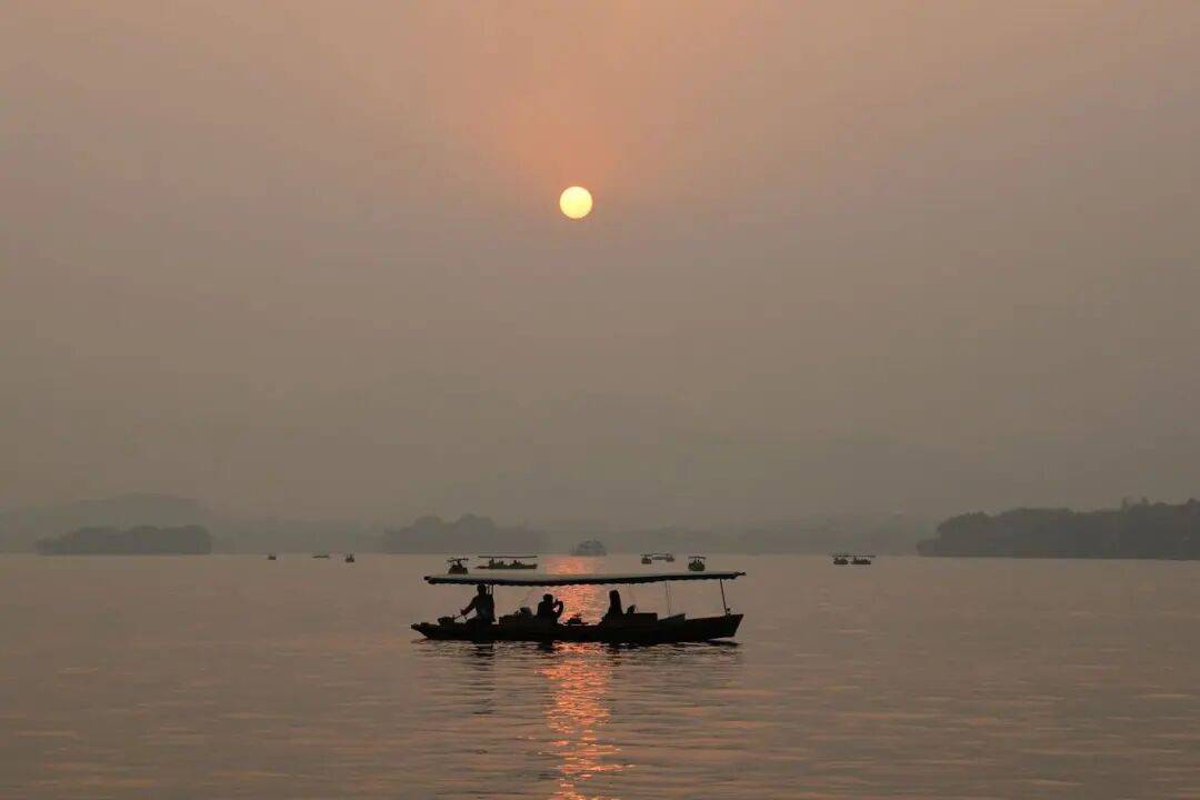 皇冠信用网代理申请_今天很多上海人在问皇冠信用网代理申请，外面是什么味道？喉咙好难受...浙江一些地方也是