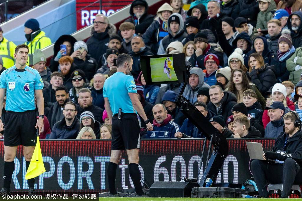 皇冠足球平台代理_舍什科的低迷表现:1射1正的背后皇冠足球平台代理,曼联前锋的未来何去何从?