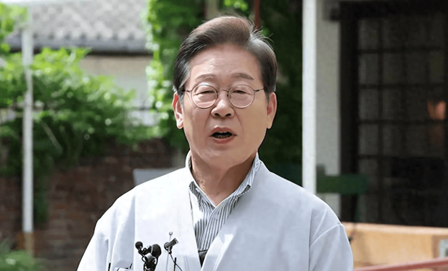 正版皇冠信用网_还没登上访华专机正版皇冠信用网,李在明先来下马威,中方接到通知,韩国准备在黄海抓人?